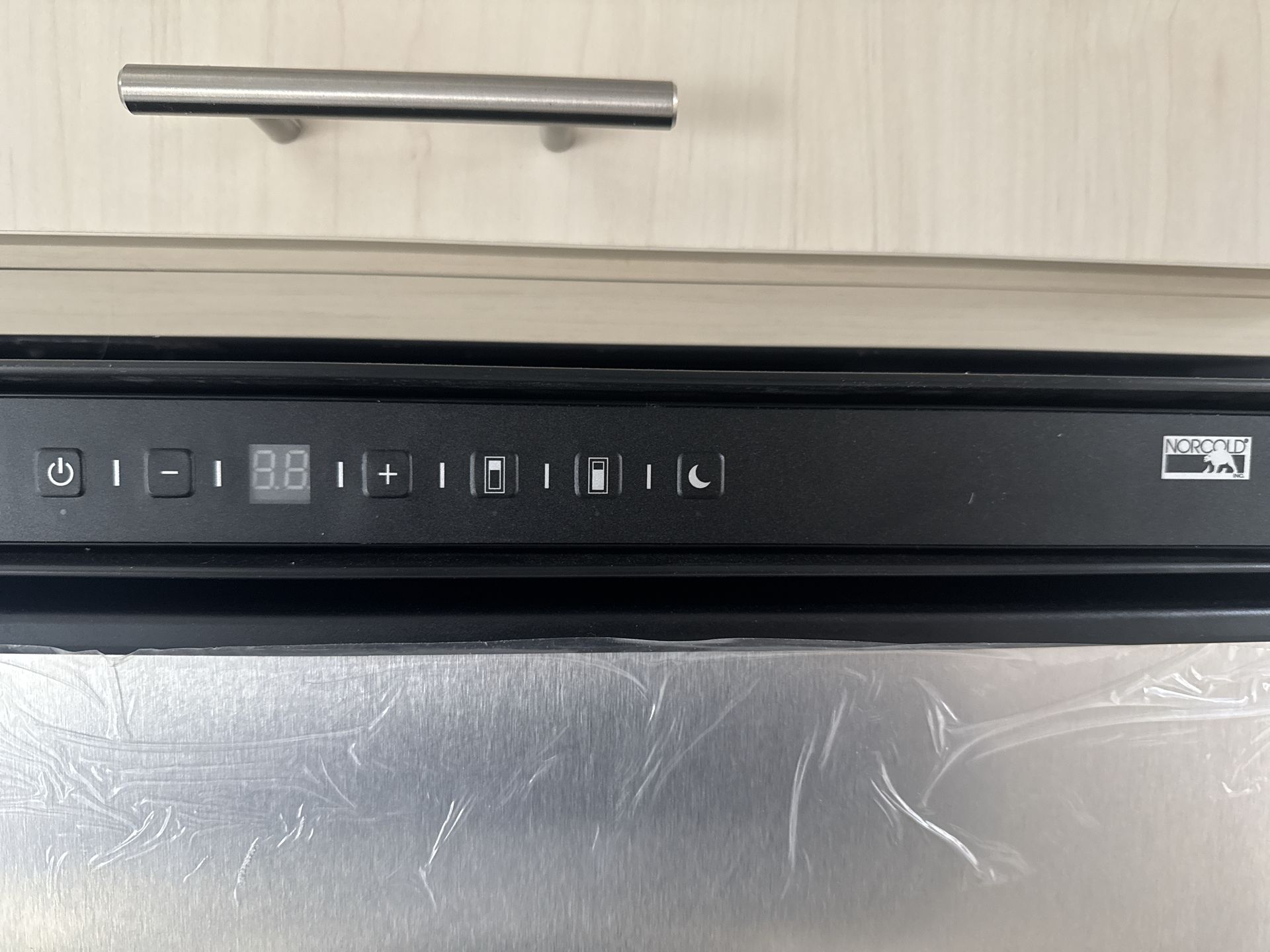 2026 Airstream 27FBQ Base