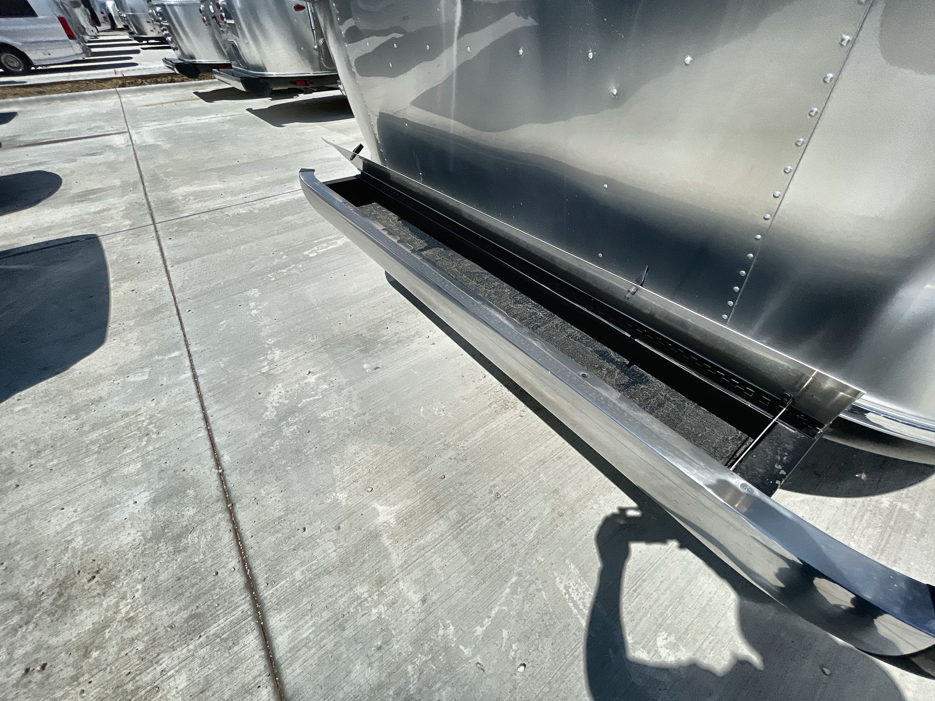 2026 Airstream 27FBT Base