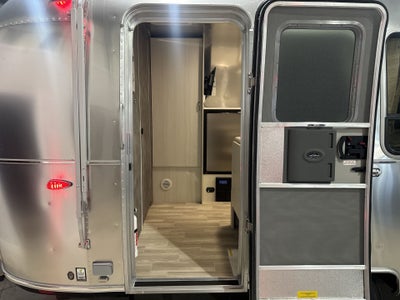 2026 Airstream 22FB Base