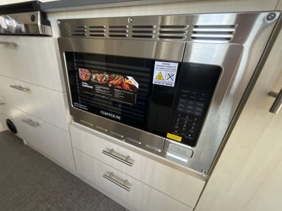 2025 Airstream 30FBBT Base