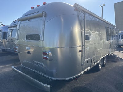 2026 Airstream 30FBBT Base