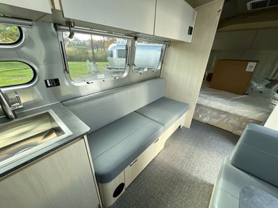 2026 Airstream 30FBBQ Base