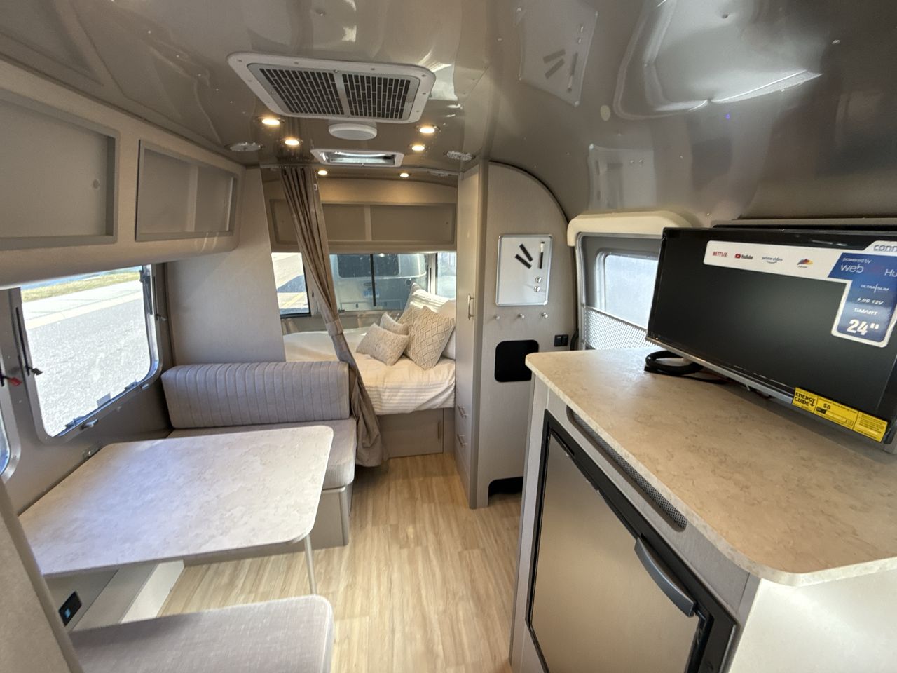 2026 Airstream 20FB Base
