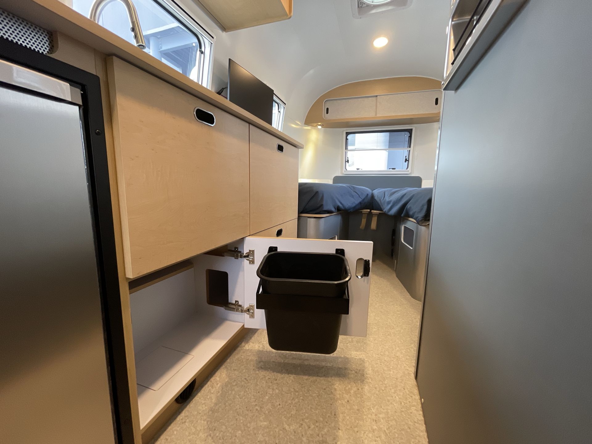 2026 Airstream 22RB Base