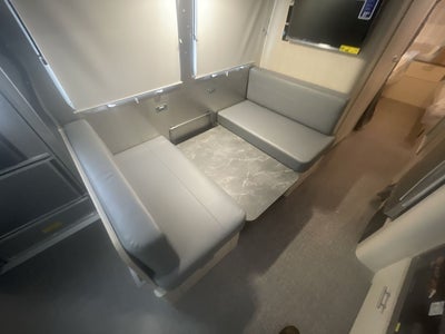 2026 Airstream 28RBT Base