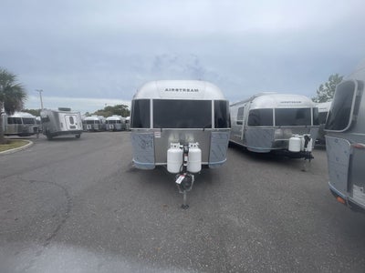 2026 Airstream 28RBT Base