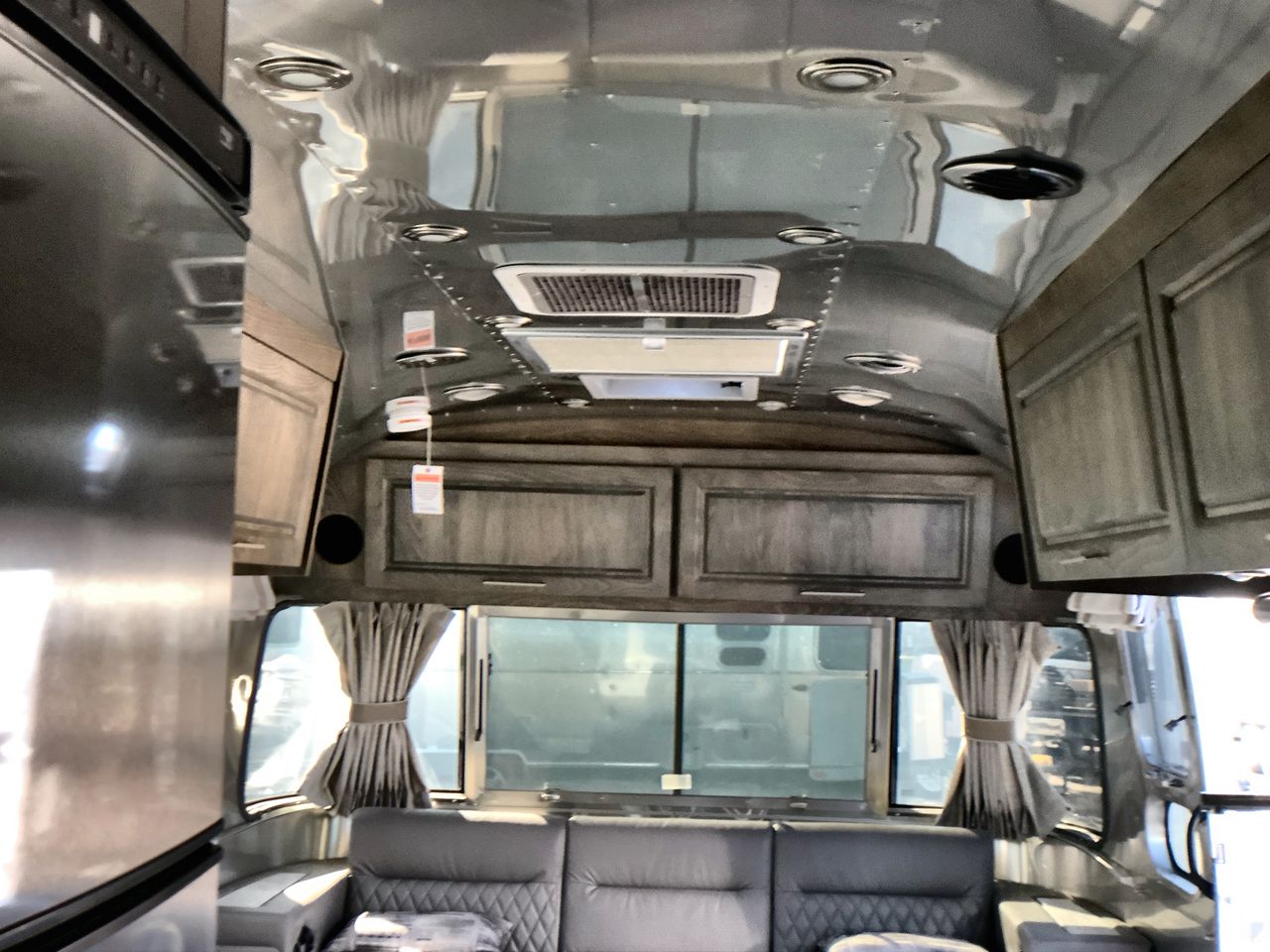 2026 Airstream 30RBT Base