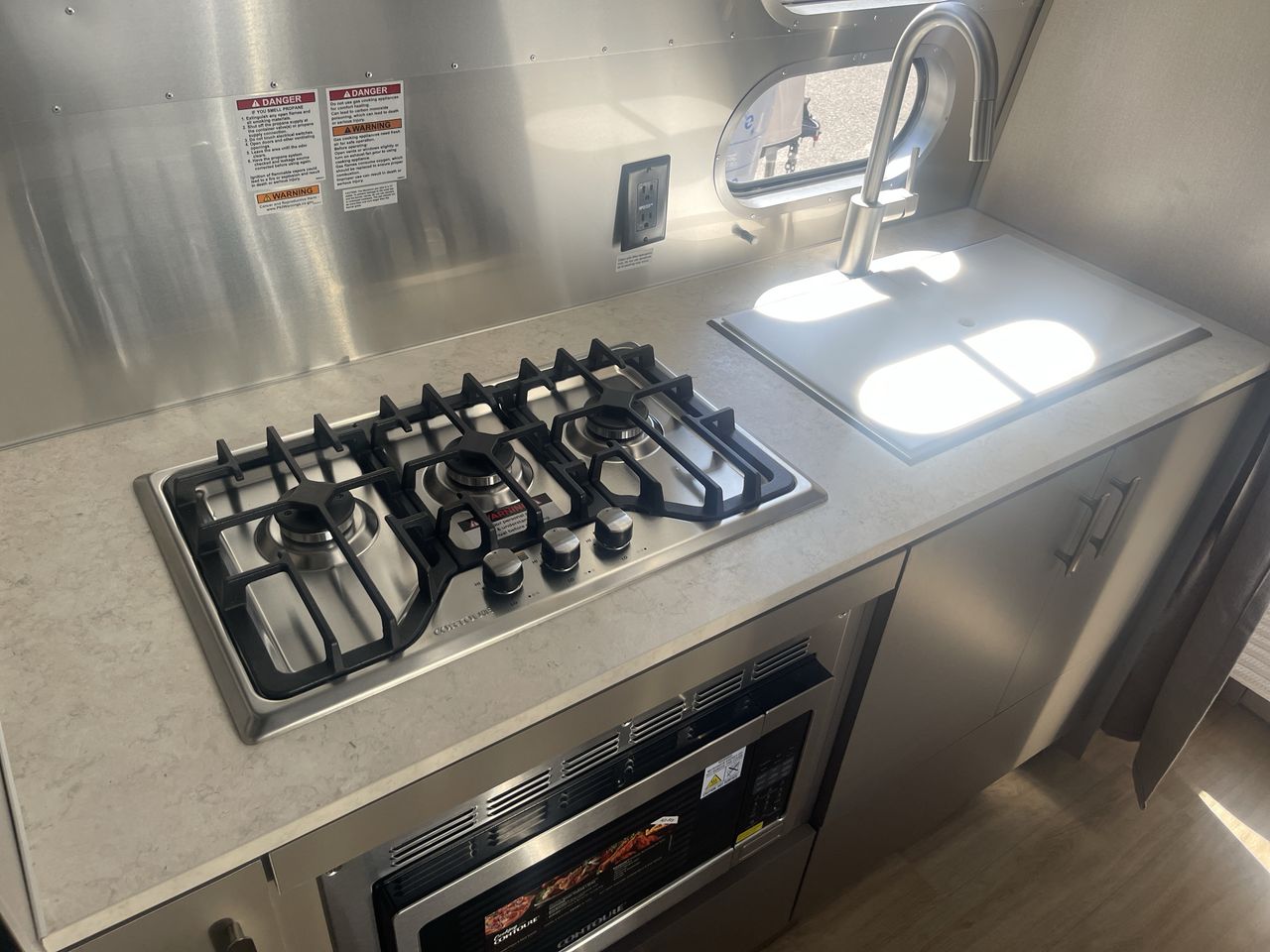 2026 Airstream 22FB Base