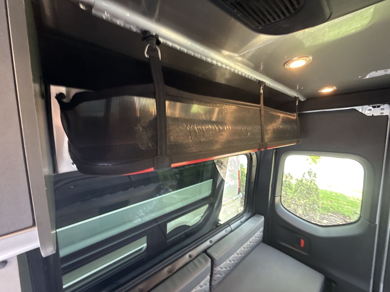 2025 Airstream 19X Base