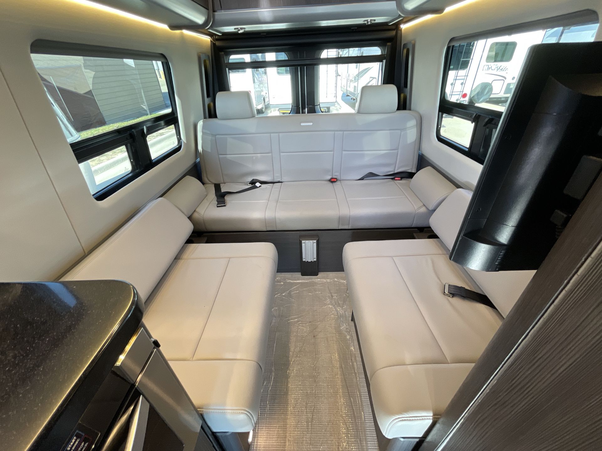 2026 Airstream 24GT Base