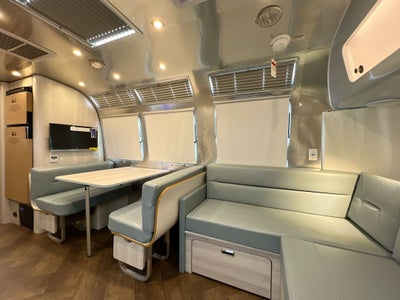 2025 Airstream 30RBQ Base
