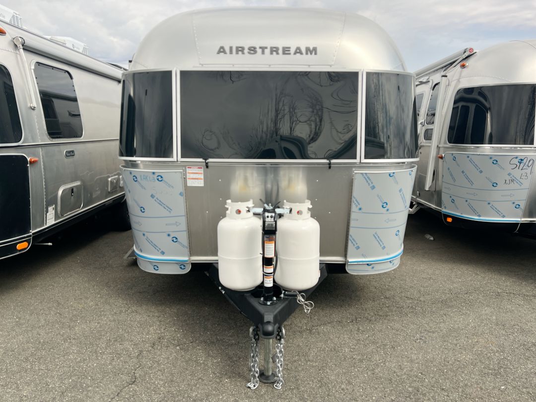 2025 Airstream 30RBQ Base