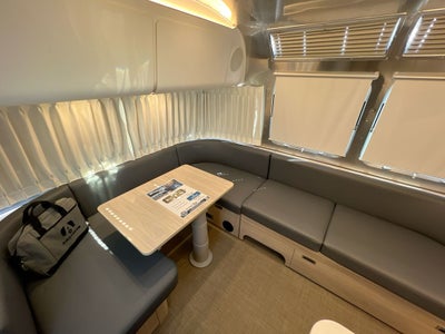 2025 Airstream 25FBQ Base