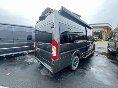 2026 Airstream Rangeline Base