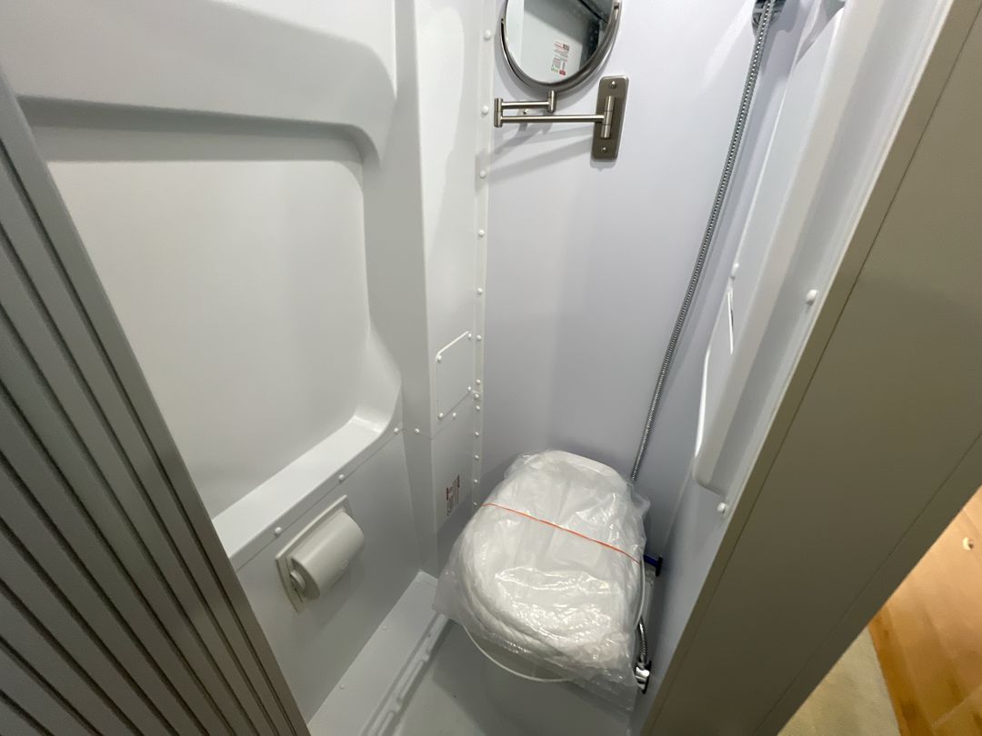 2026 Airstream Rangeline Base