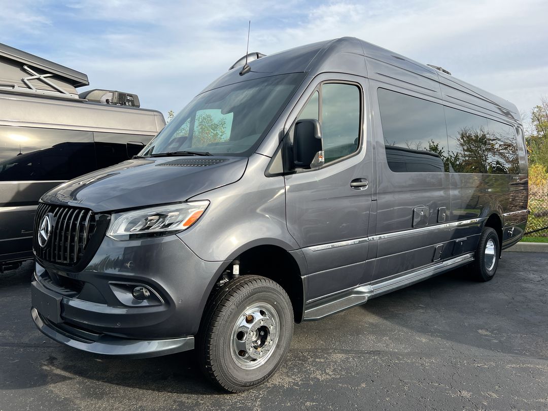 2026 Airstream 24GT Base