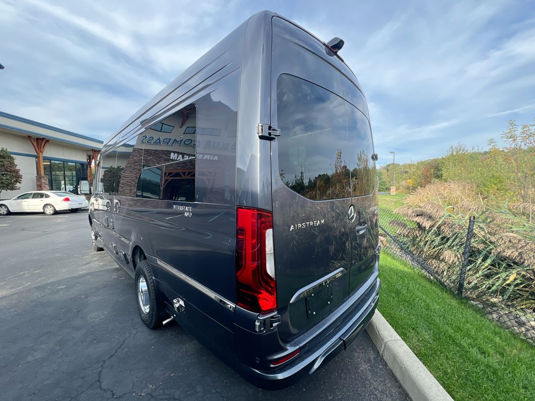2026 Airstream 24GT Base
